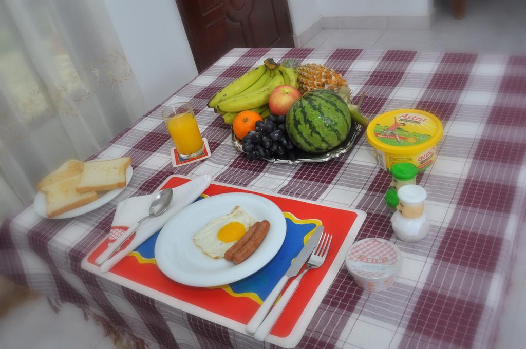Tms Beach House Negombo Ngoại thất bức ảnh