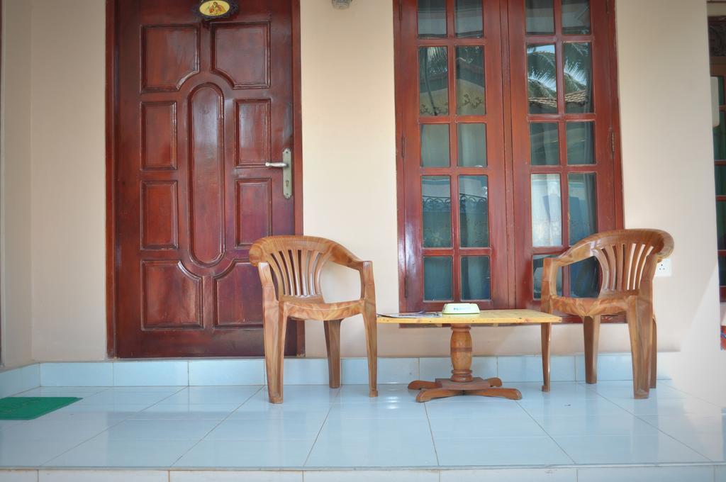 Tms Beach House Negombo Ngoại thất bức ảnh