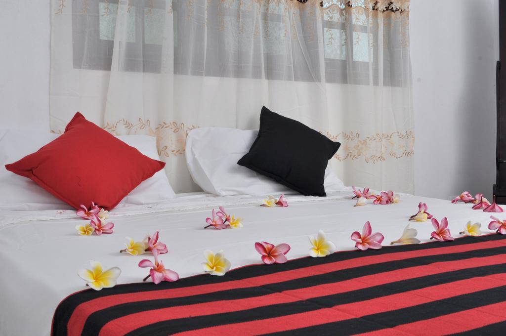 Tms Beach House Negombo Ngoại thất bức ảnh