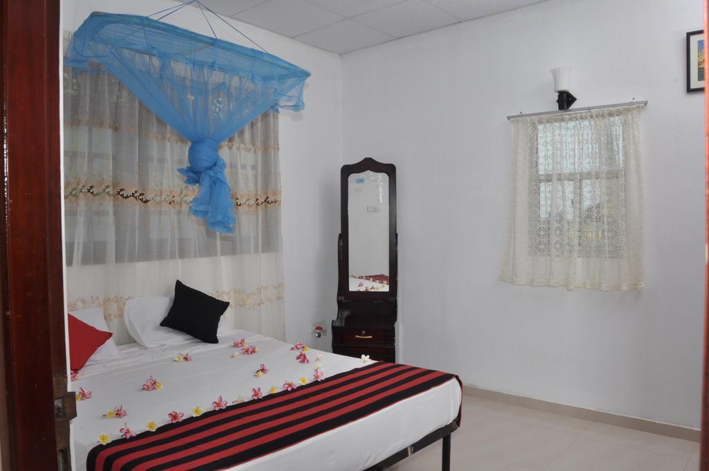 Tms Beach House Negombo Ngoại thất bức ảnh